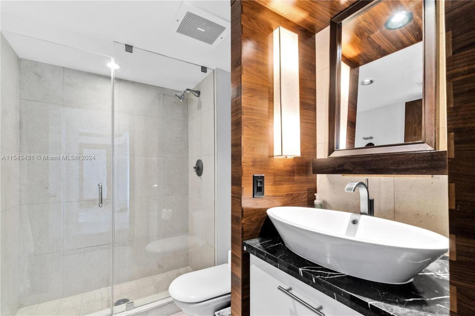 Carillon Miami Beach Private Luxury Suites 28/30
