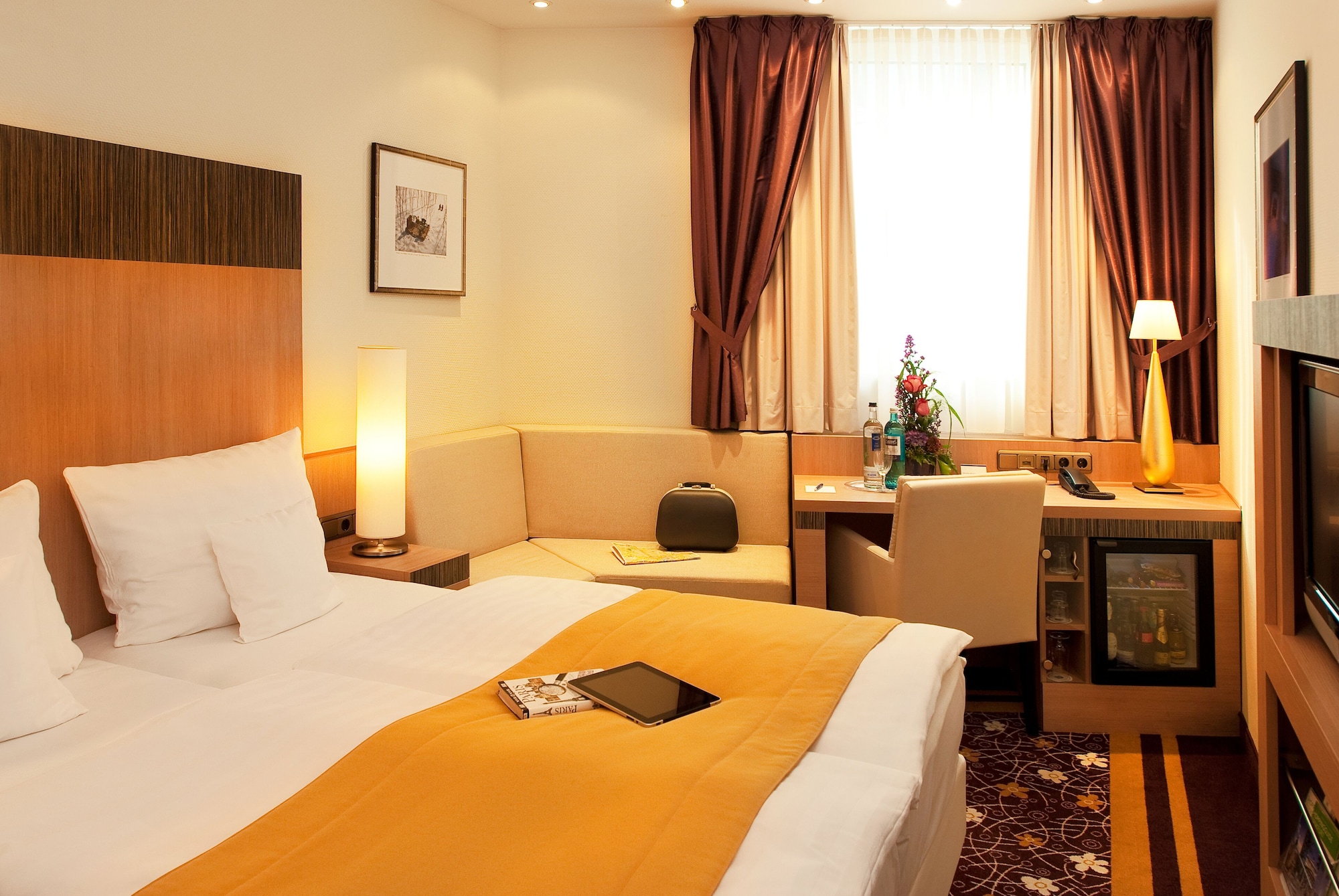 COMFORT, DOUBLE OR TWIN BED