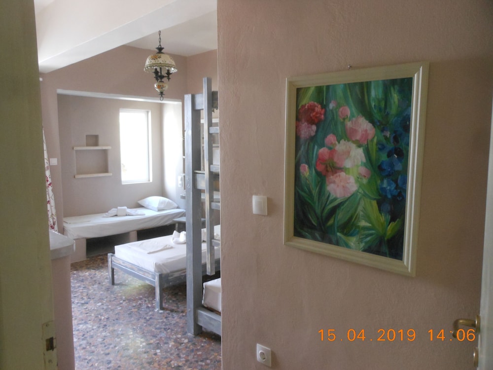 Afrodite Hotel 49/50