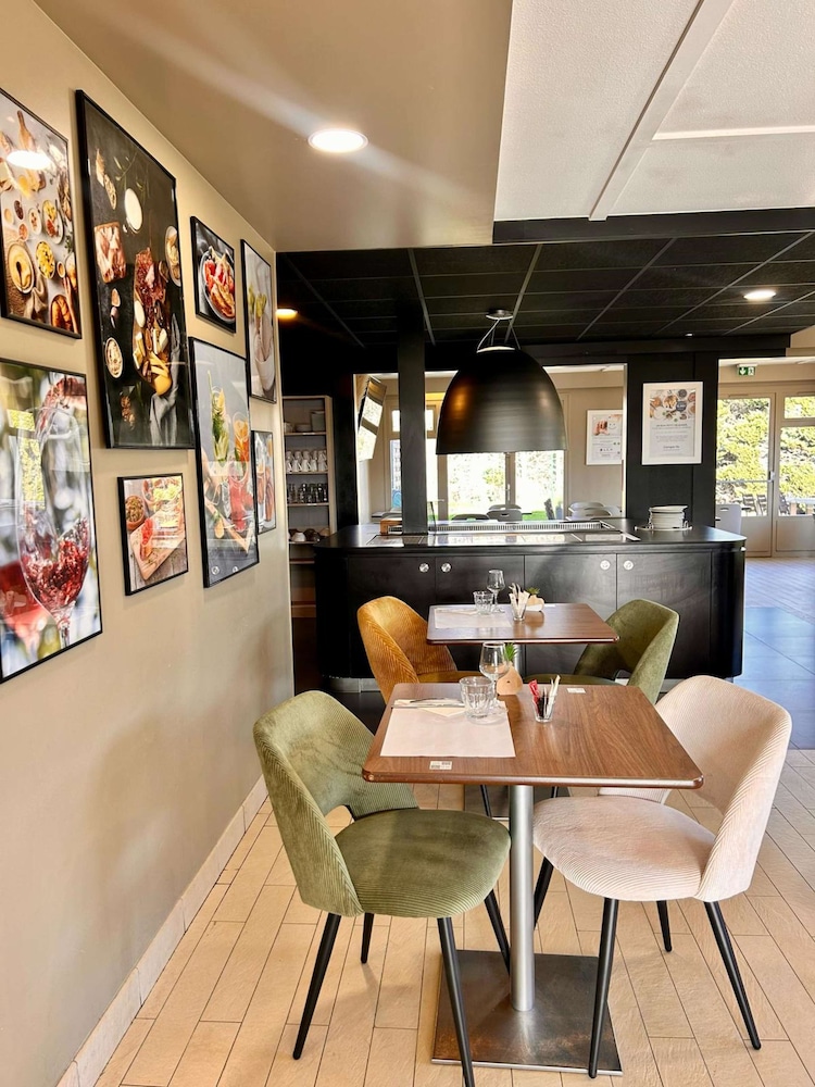 Hotel Campanile Montargis Amilly 42/64