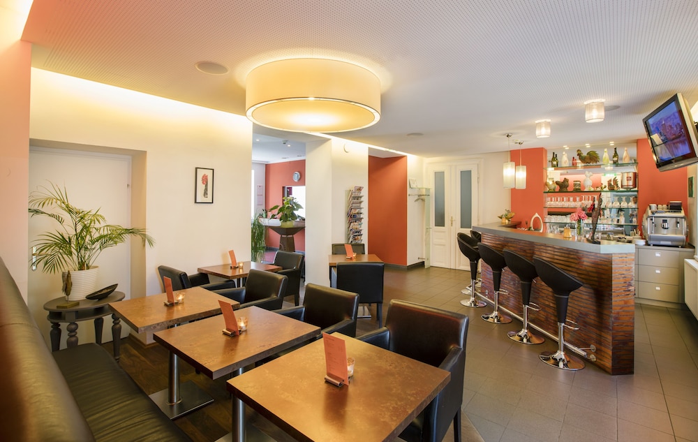Hotel Hahn 33/43