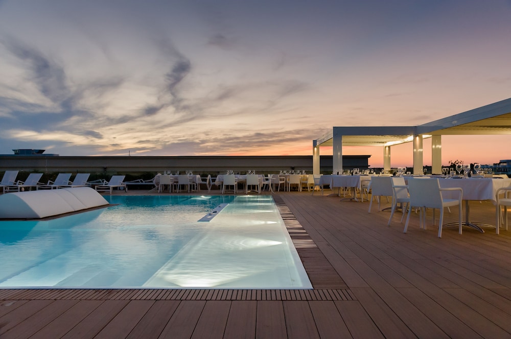 Le Dune Suite Hotel 37/39