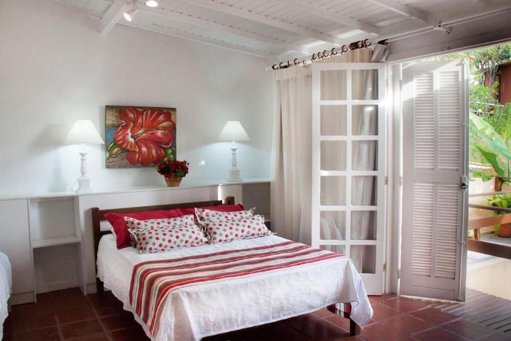 SUPERIOR, TWIN BEDS