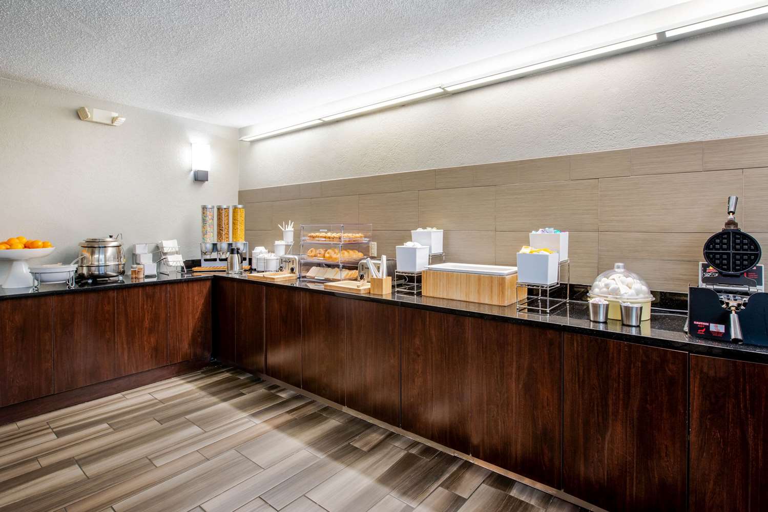 La Quinta Inn & Suites by Wyndham Fort Lauderdale Tamarac 5/32