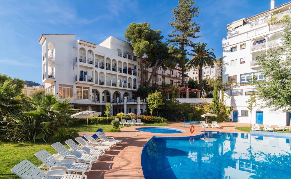 HOTEL ANDALUCIA 4/24