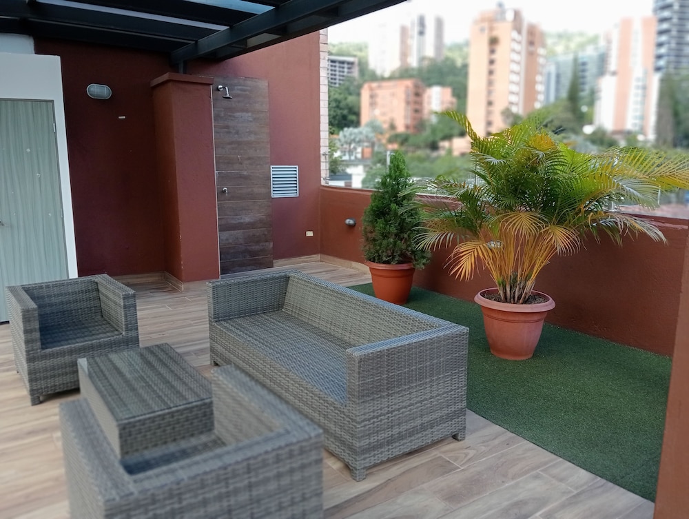 Hotel Lomas 10 41/68
