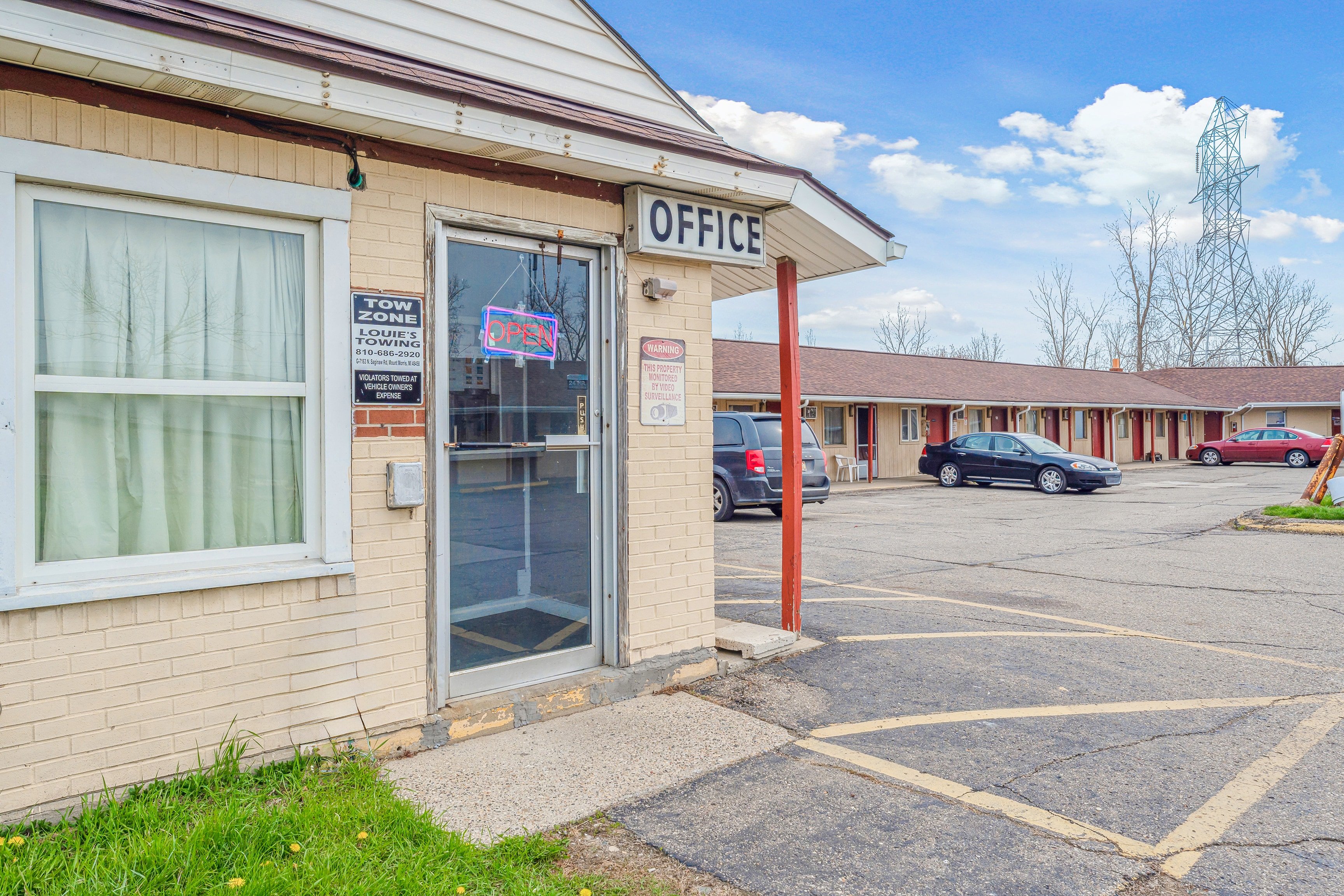 Flint Motel by OYO MI Near I-475 50/70