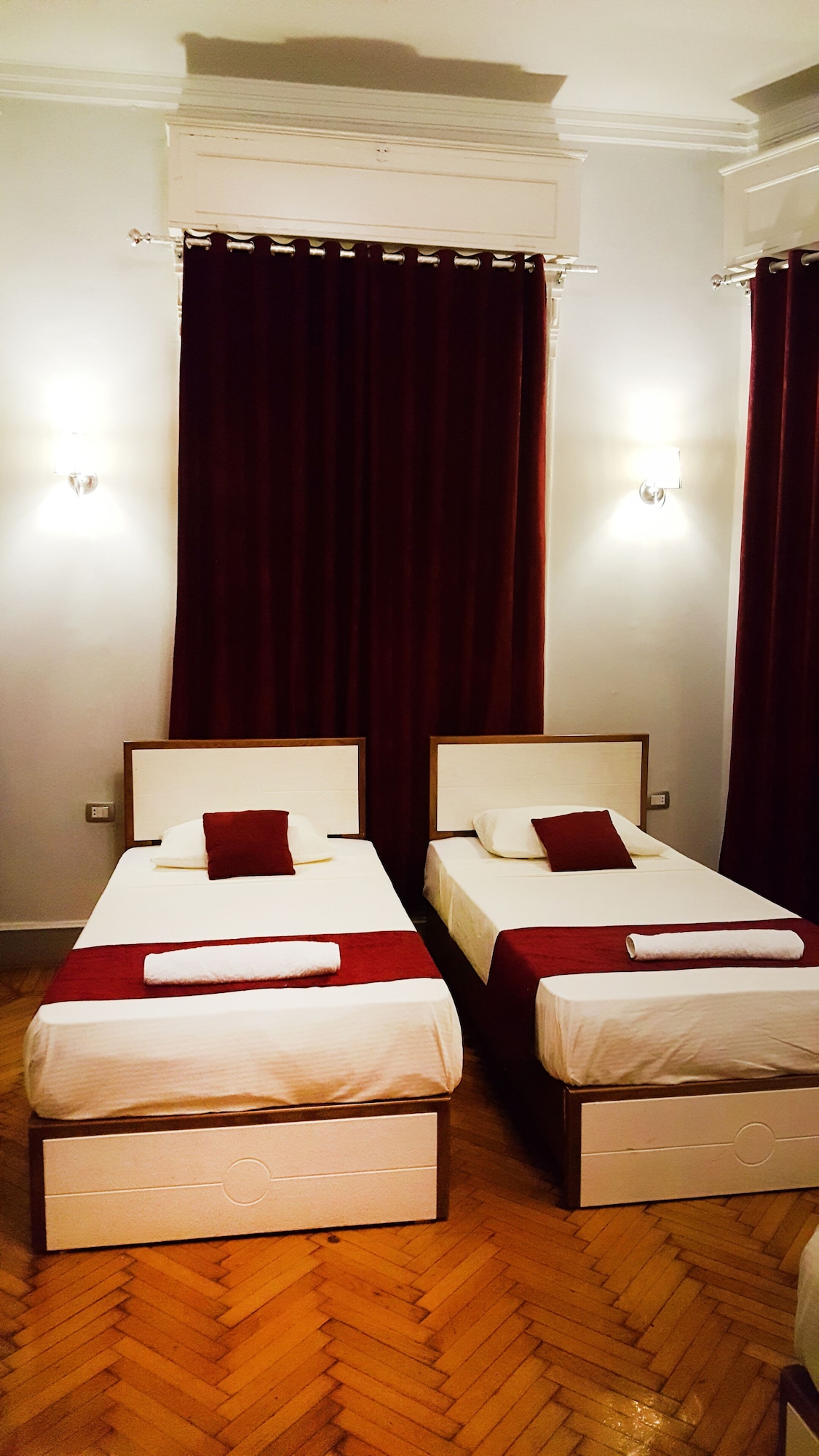2 BEDROOMS, CLASSIC, DOUBLE BED, CITY VIEW