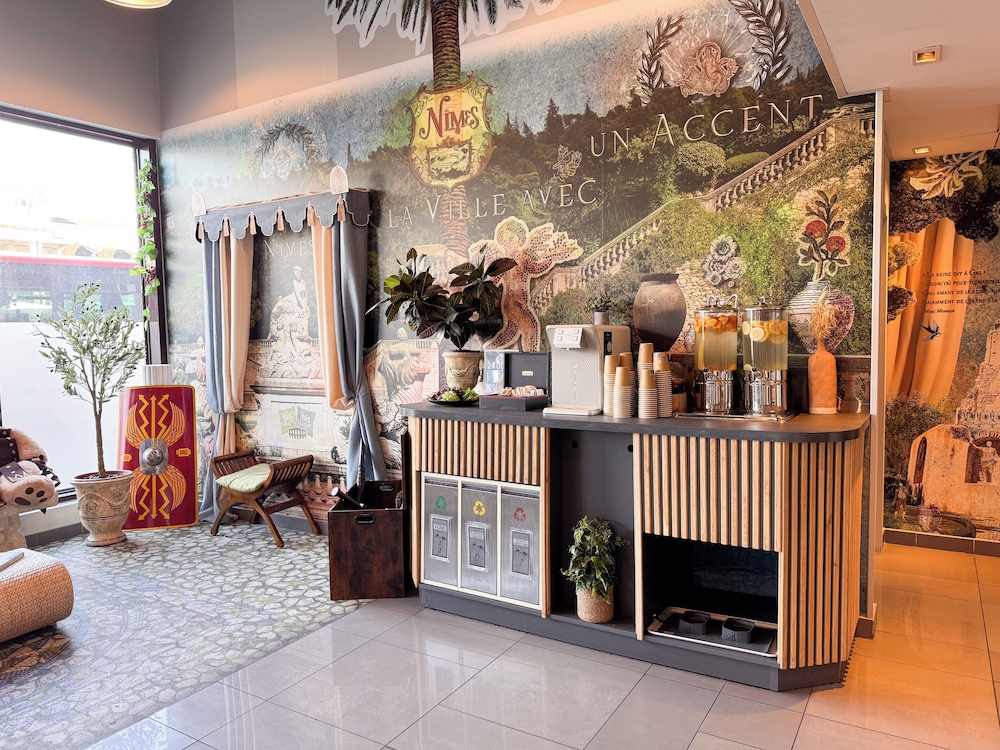 IBIS STYLES NIMES GARE CENTRE 12/57