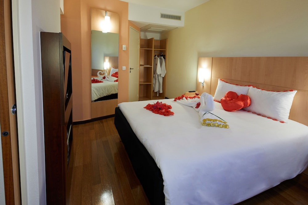 Ibis Antananarivo Ankorondrano 12/50