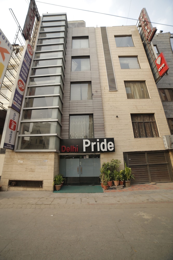 HOTEL DELHI PRIDE 3/42