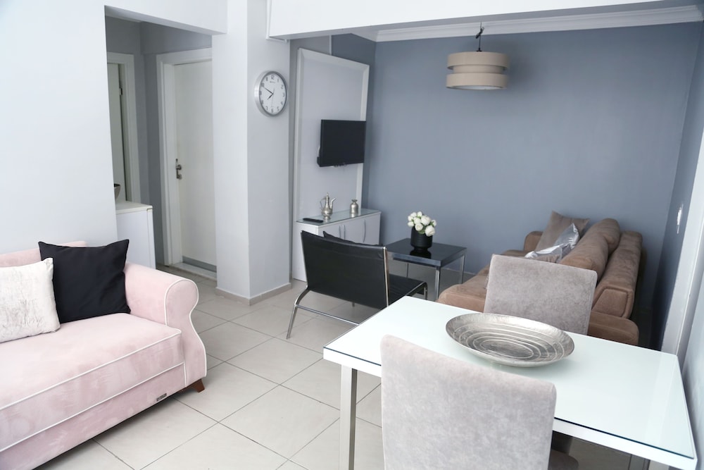 PATIKA SUITES 32/50
