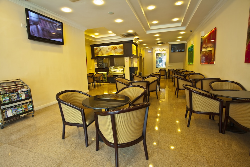 De Galleria Hotel 21/28