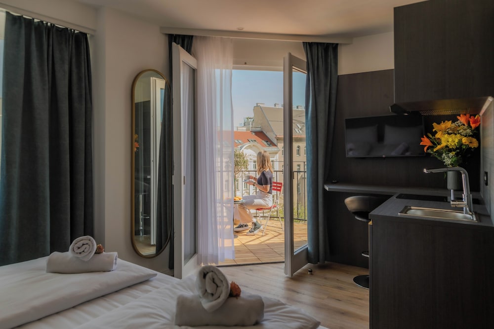 Florum Hotel (Ex Tabor Hotel) 14/56