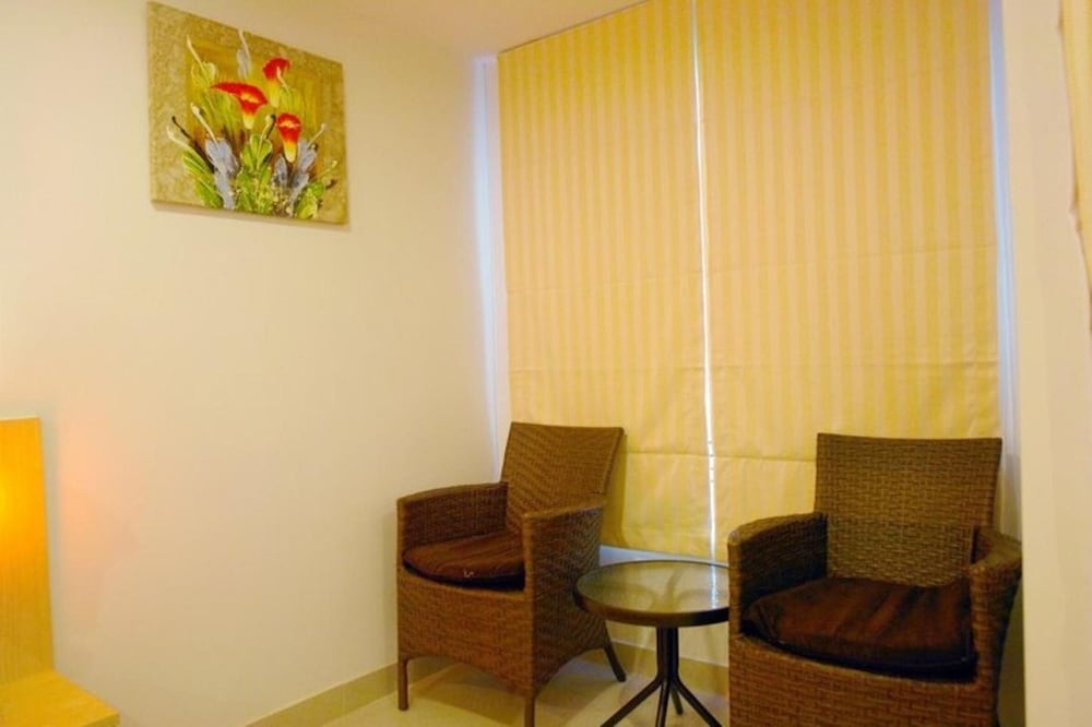 Juzi Hotel 45/57