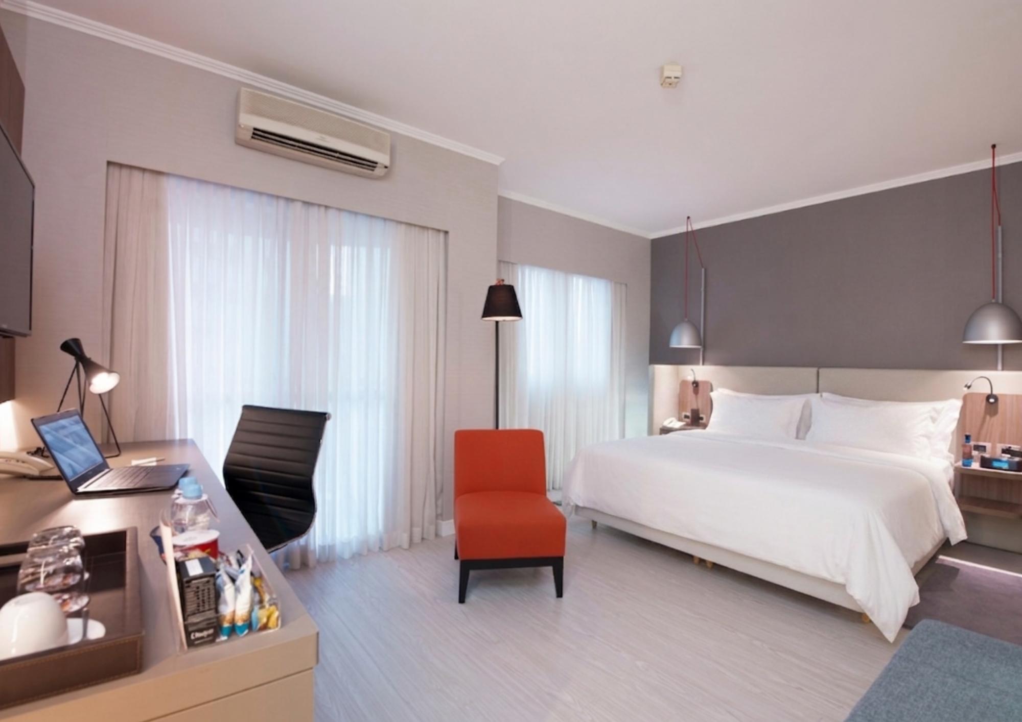 Deluxe, Double Bed