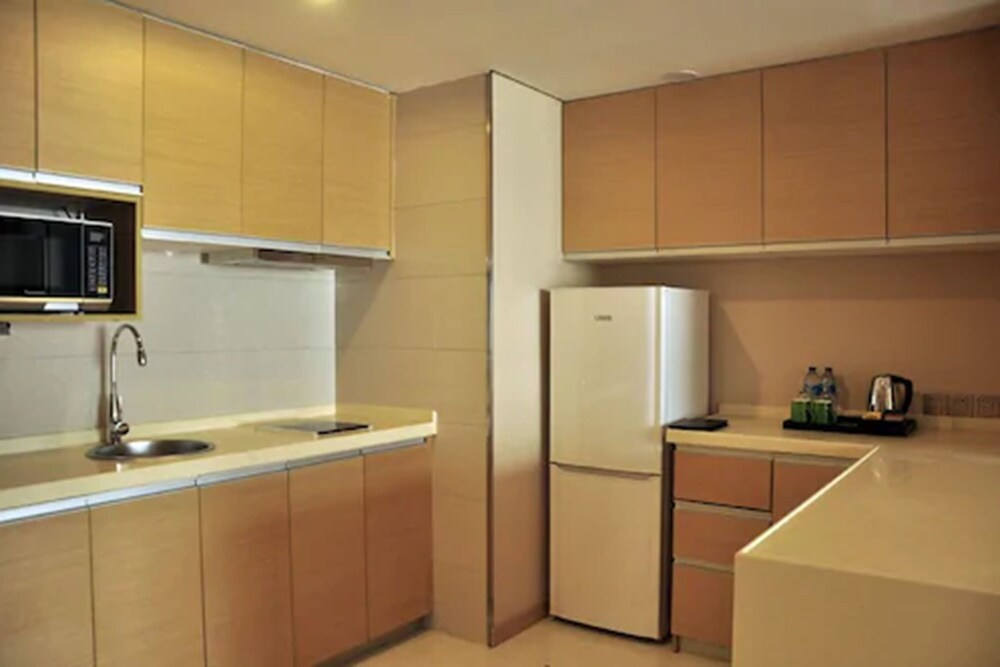 Regal Plaza Hotel Residence 34/35