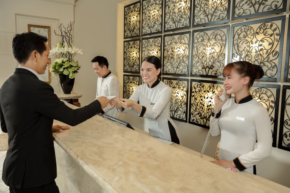 Lobby at Sunrise Nha Trang Beach Hotel and Spa, NHA TRANG