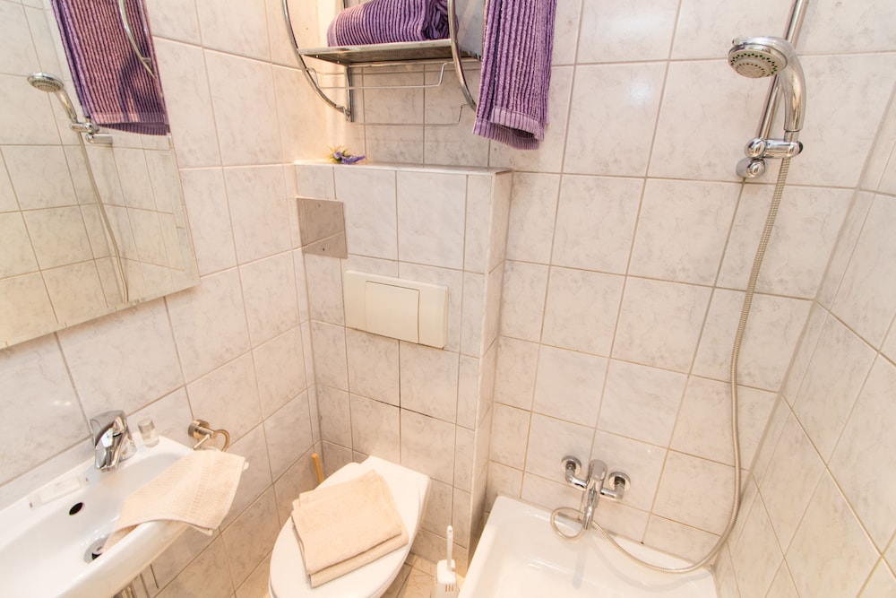 CheckVienna - Apartment Favoritenstrasse 5/5