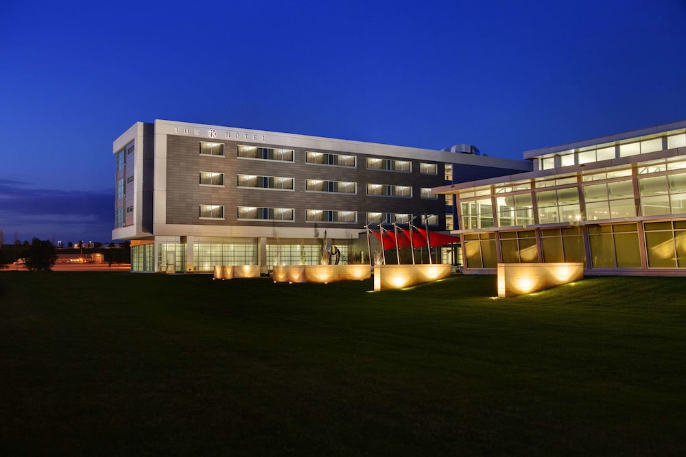 The Hotel at Kirkwood Center 4/65