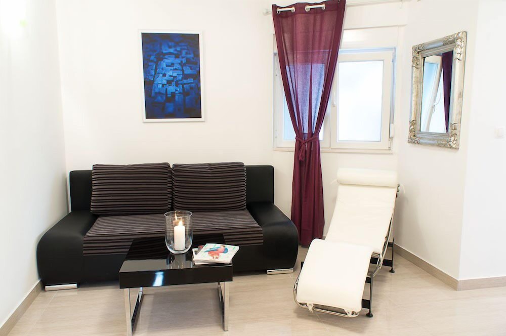 Split Allure Apartments 24/37