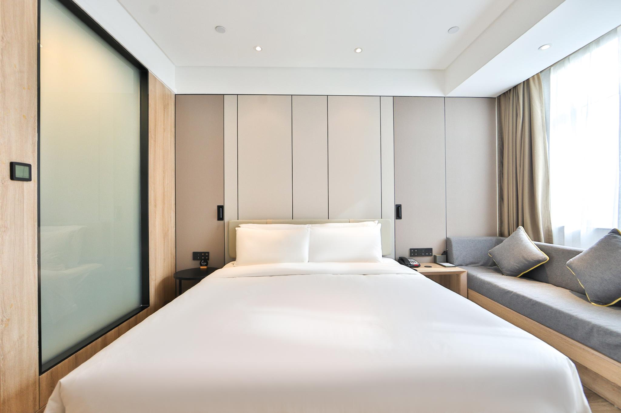 Elegant, King Bed
