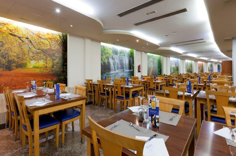Gran Hotel Bali 37/58