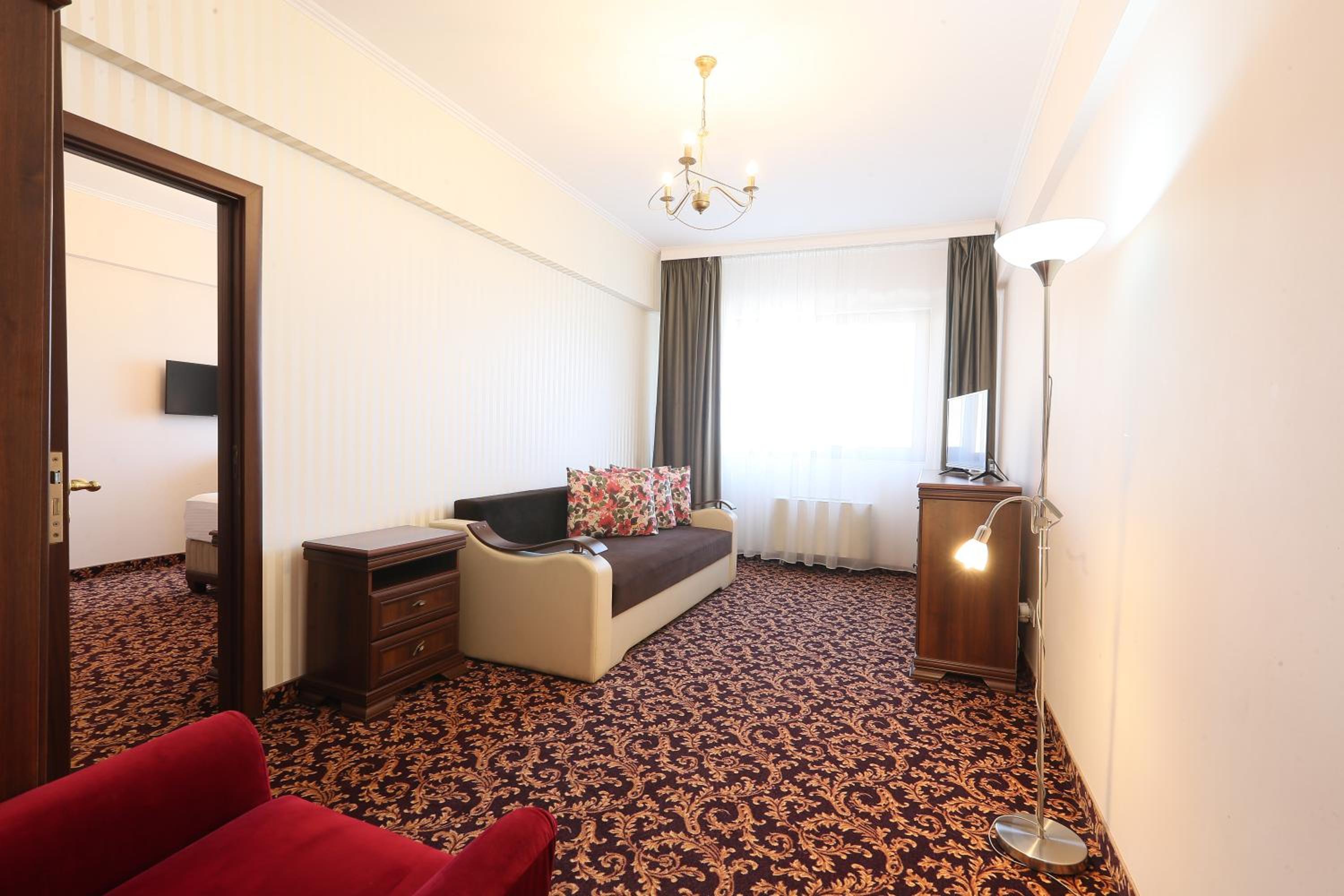 Impero Hotel 31/38
