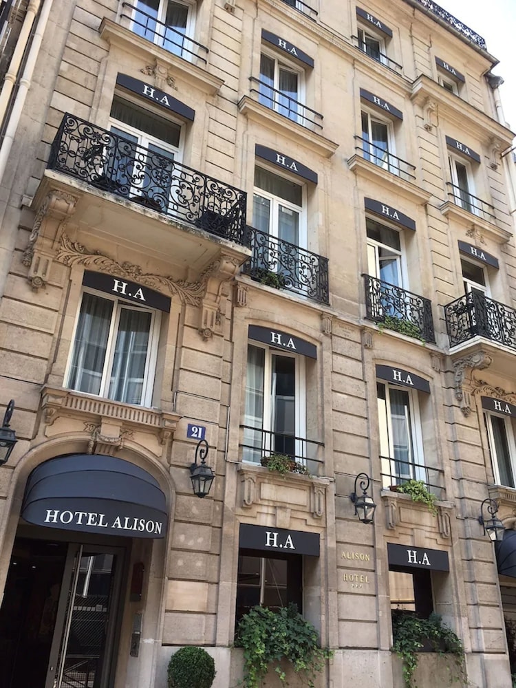 Hotel Alison 4/48
