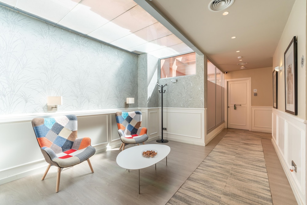 Serennia Fira Gran Via Exclusive Rooms 29/47