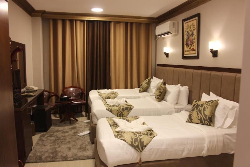 Grape Village Hotel 23/59