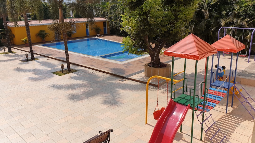 Resort Silver Hills 26/50