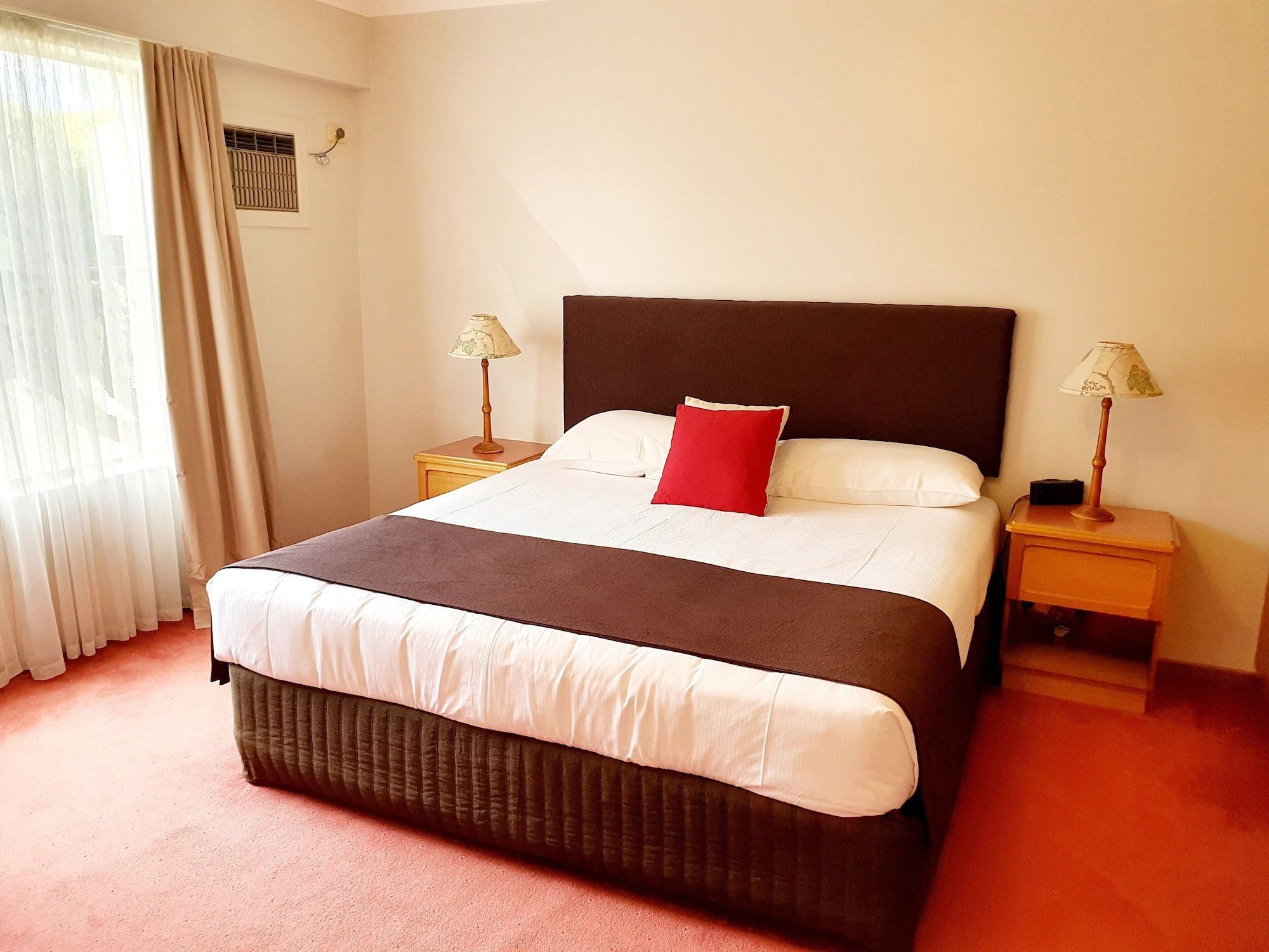 Family Suite, King and Twin Beds