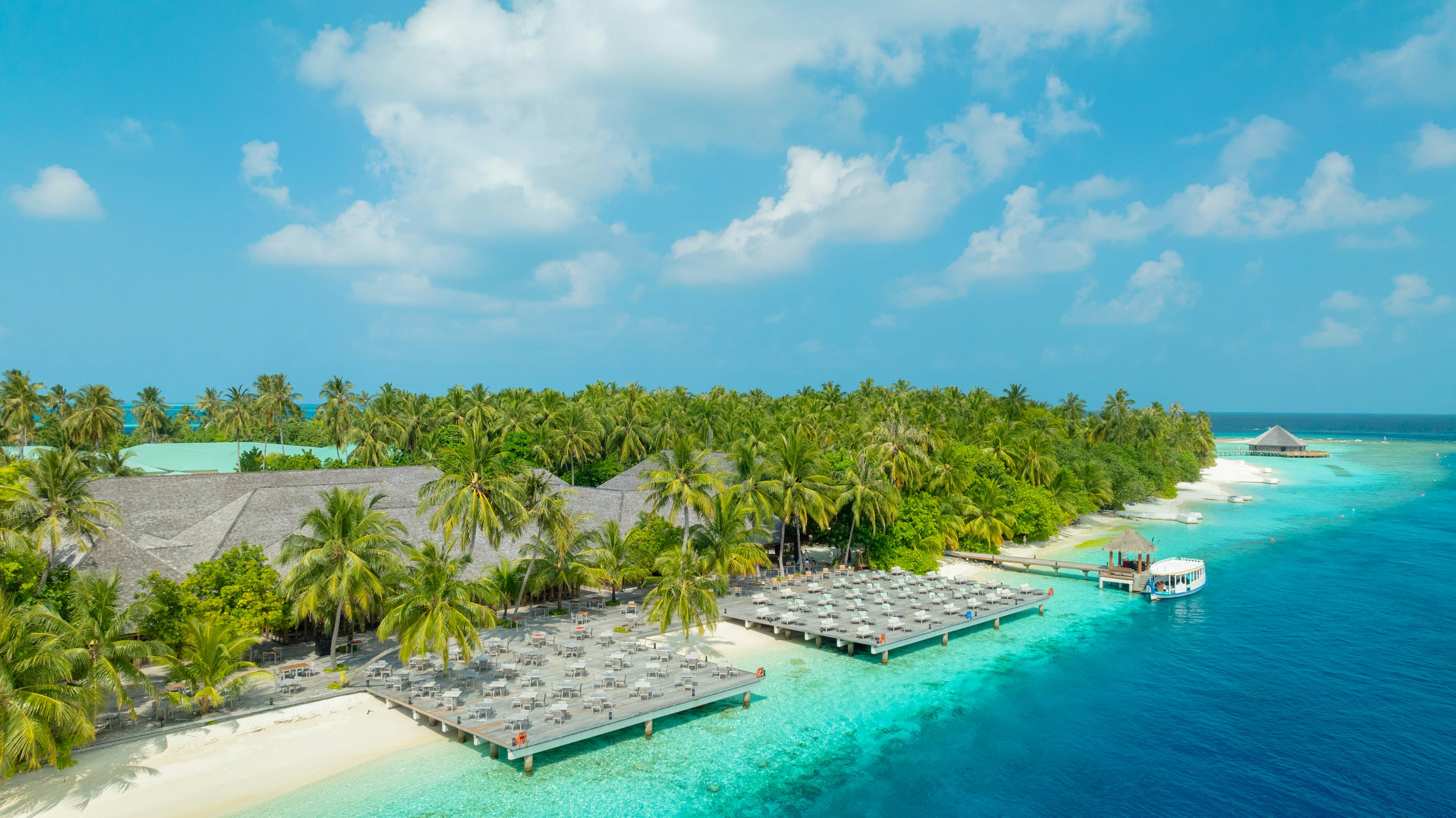 Vilamendhoo Island Resort & Spa 263/272