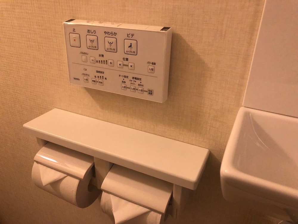 KOBE LUMINOUS HOTEL SANNOMIYA 34/65