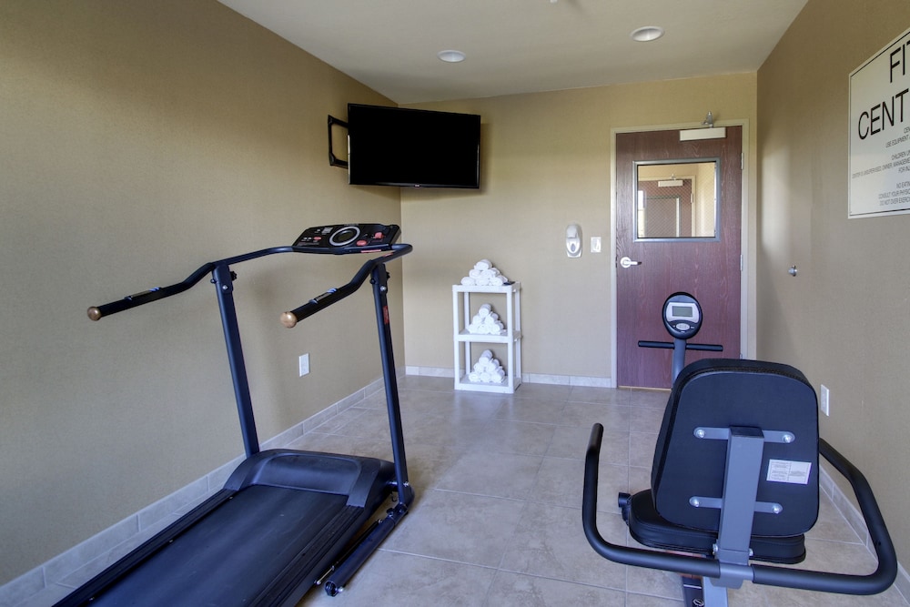 Cobblestone Inn and Suites Avoca 15/40