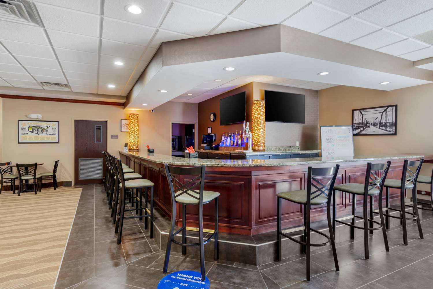 Comfort Inn Plover 19/25