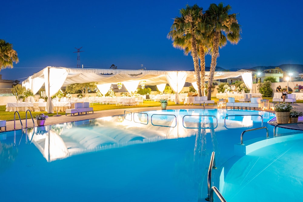 Capo Peloro Resort 36/43