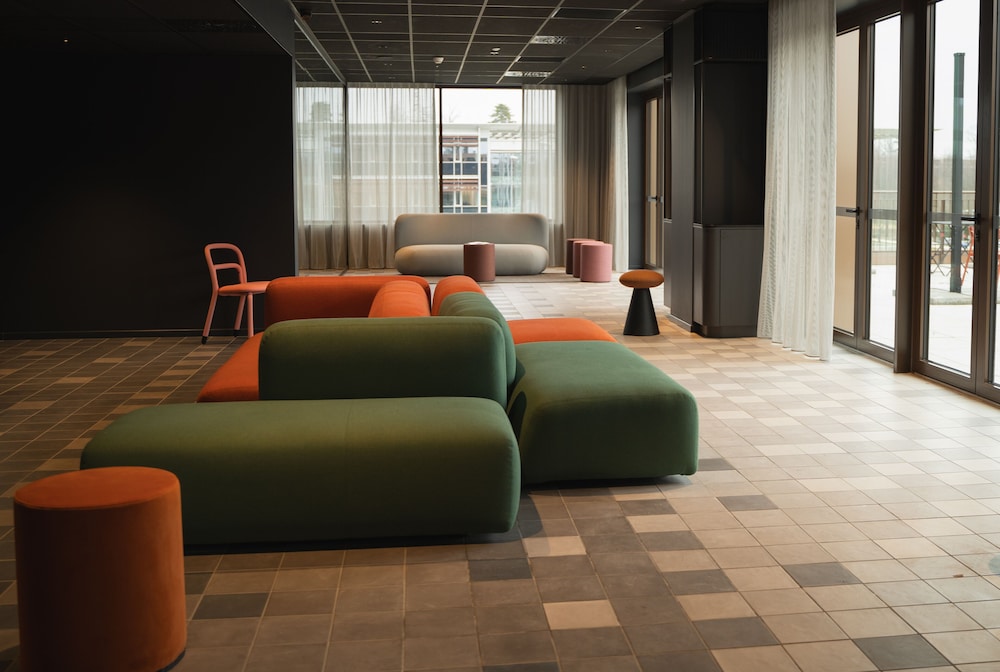 TRIBE Milano Malpensa 32/50