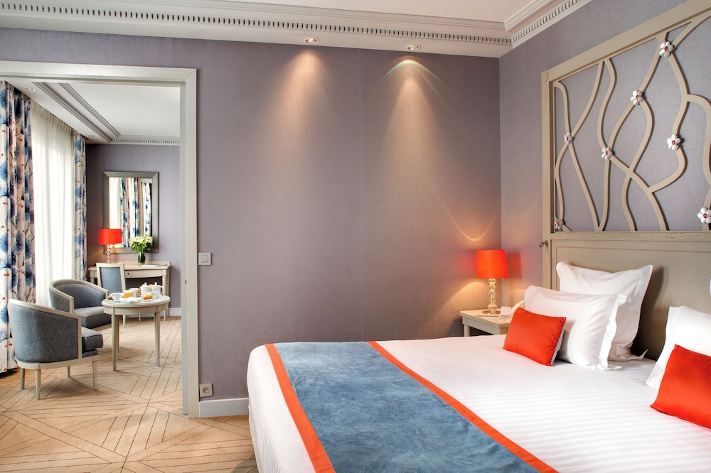 Hotel Rochester Champs-Elysees 15/68
