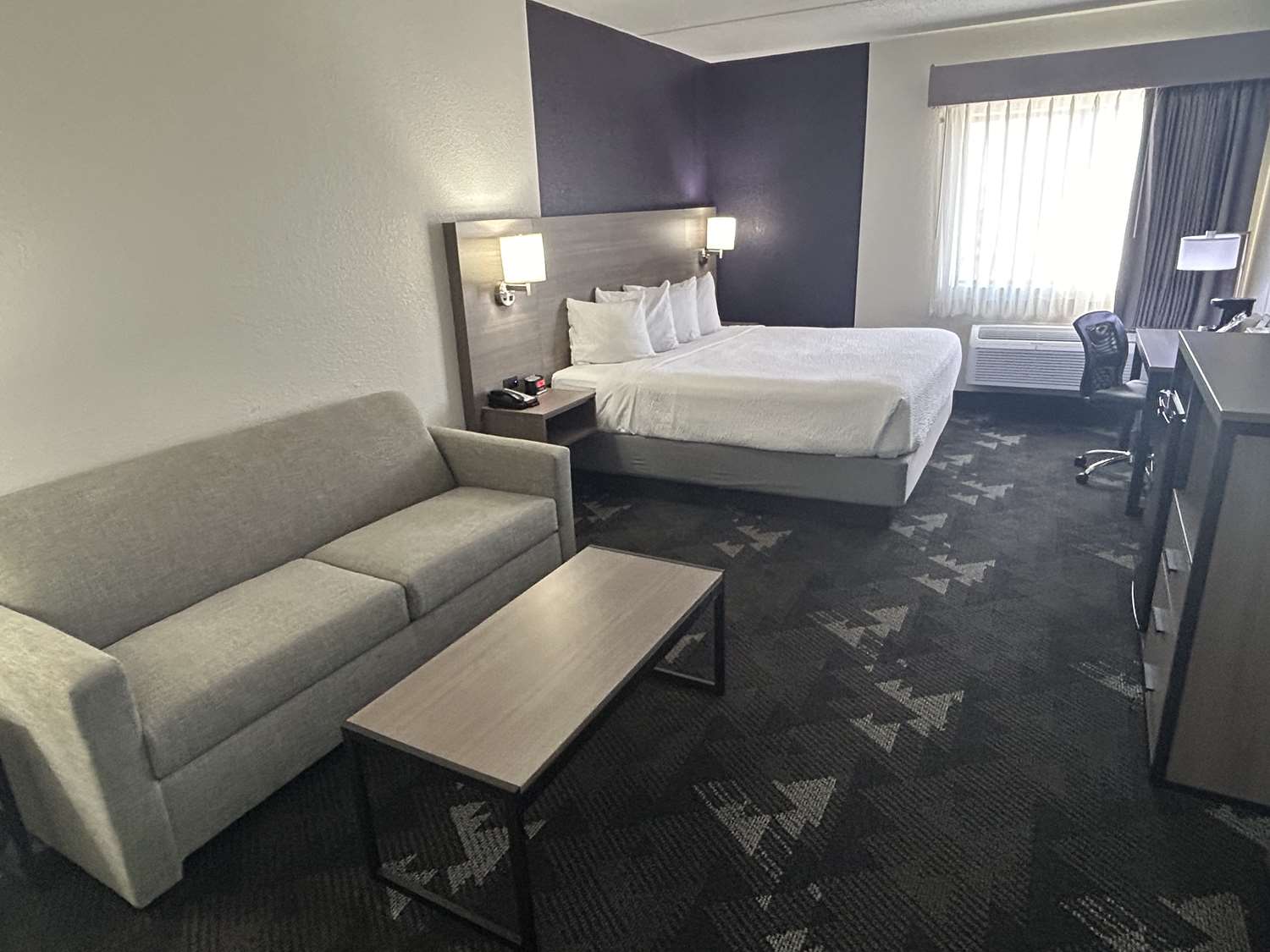 Best Western Bolingbrook Hotel 32/58
