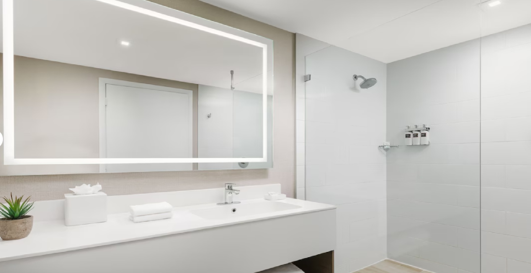 غرفة بسرير كينج، The Altair Hotel Bay Harbor Miami 3/3