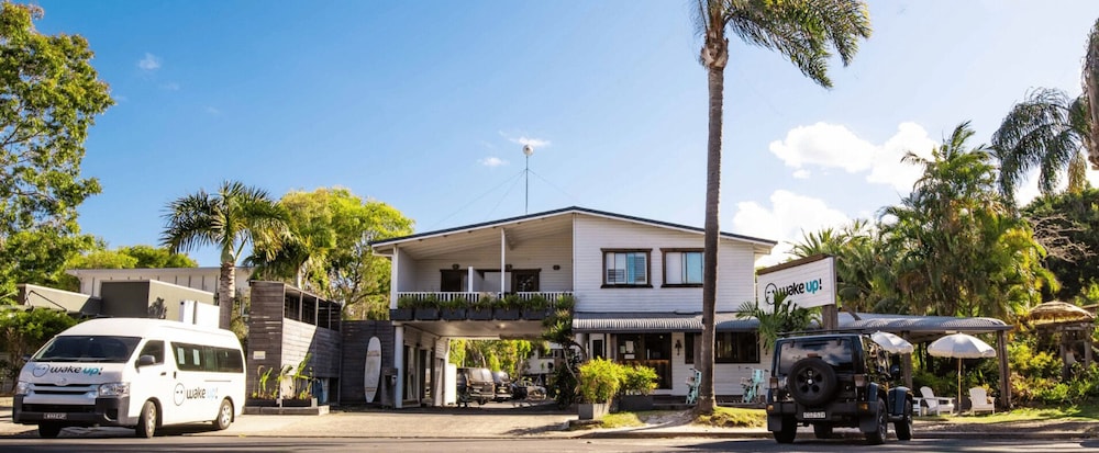 Wake Up Byron Bay 66/73