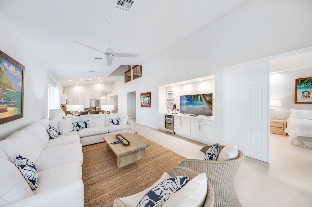Bahama Beach Club Resort 33/49
