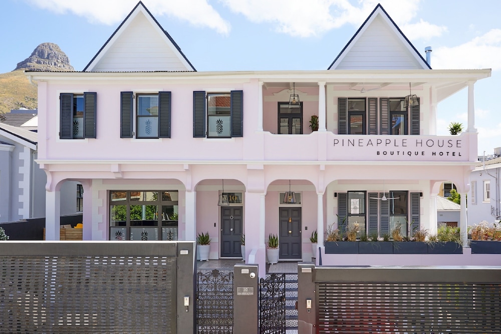 Pineapple House Boutique Hotel 2/50