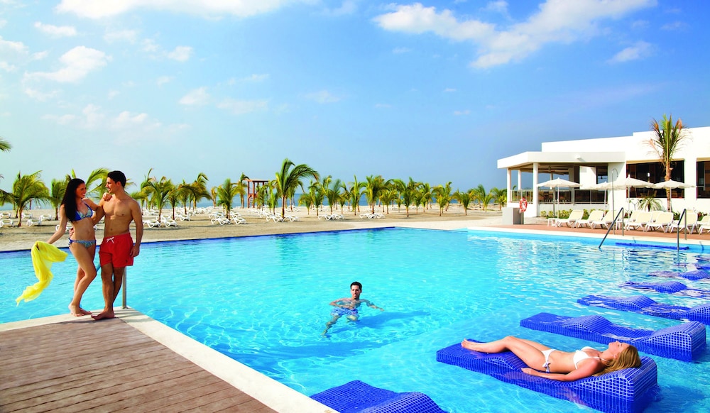 Hotel RIU Playa Blanca All Inclusive 34/72