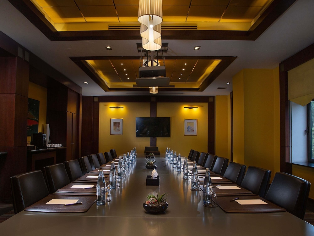 Sofitel Algiers Hamma Garden 64/74