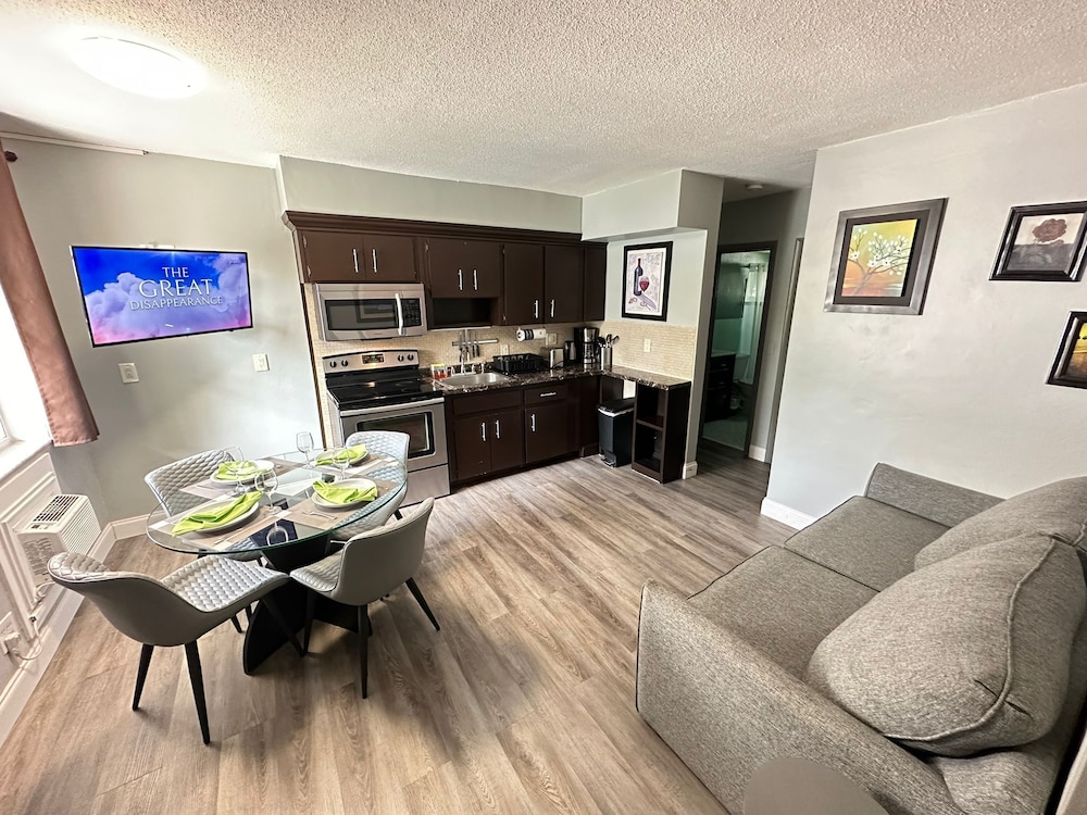Sheridan Suites Apartment Hotel 46/69