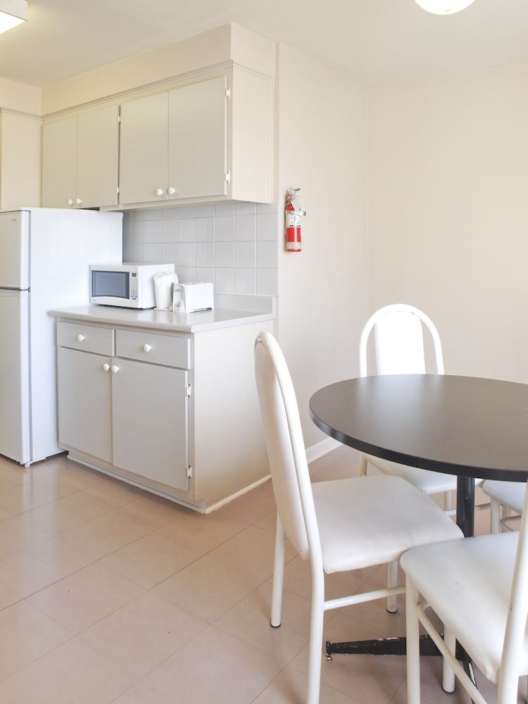 BEAUSEJOUR HOTEL APPARTEMENTS 46/50