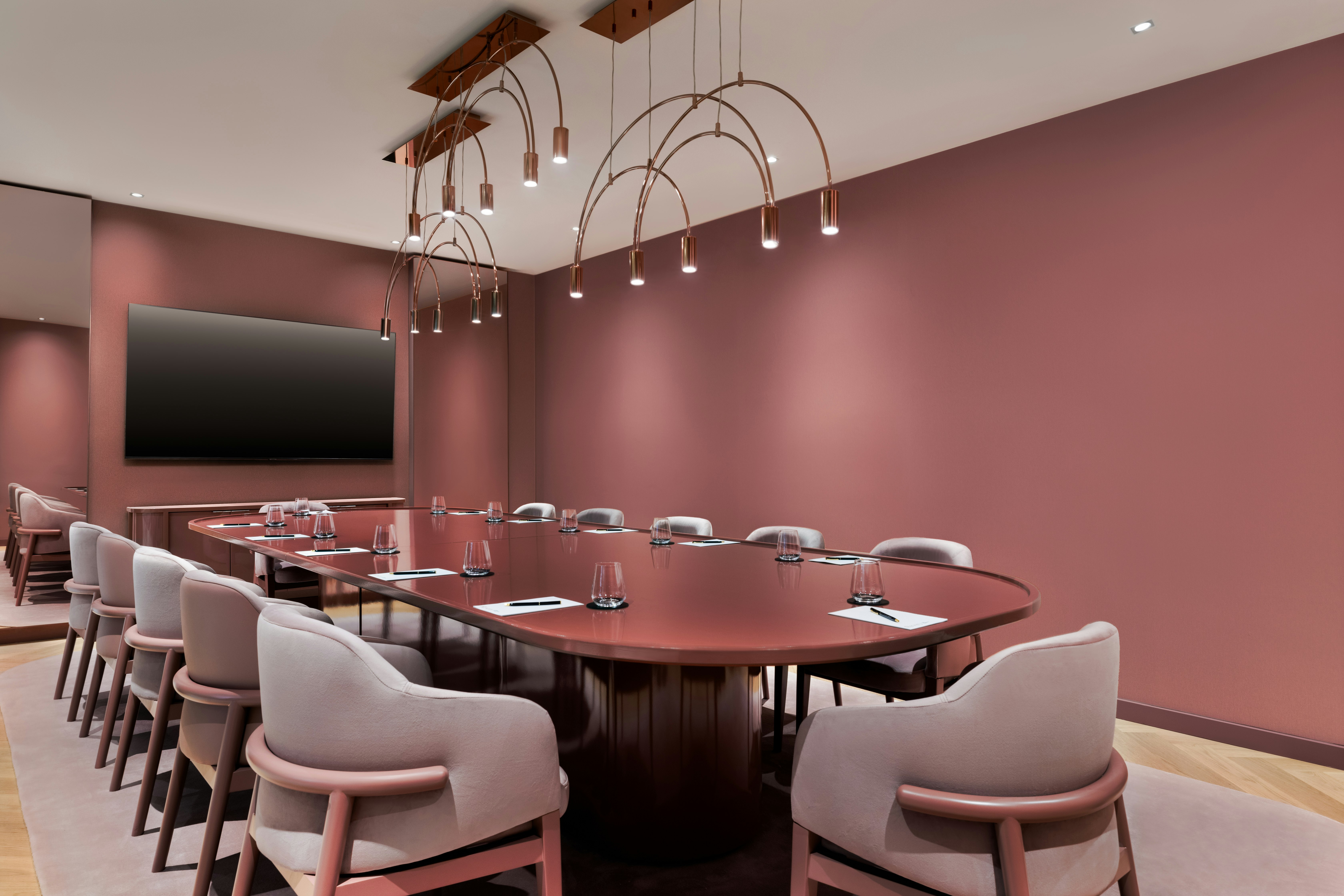 Revery Toronto Downtown, Curio Collection by Hilton 18/25